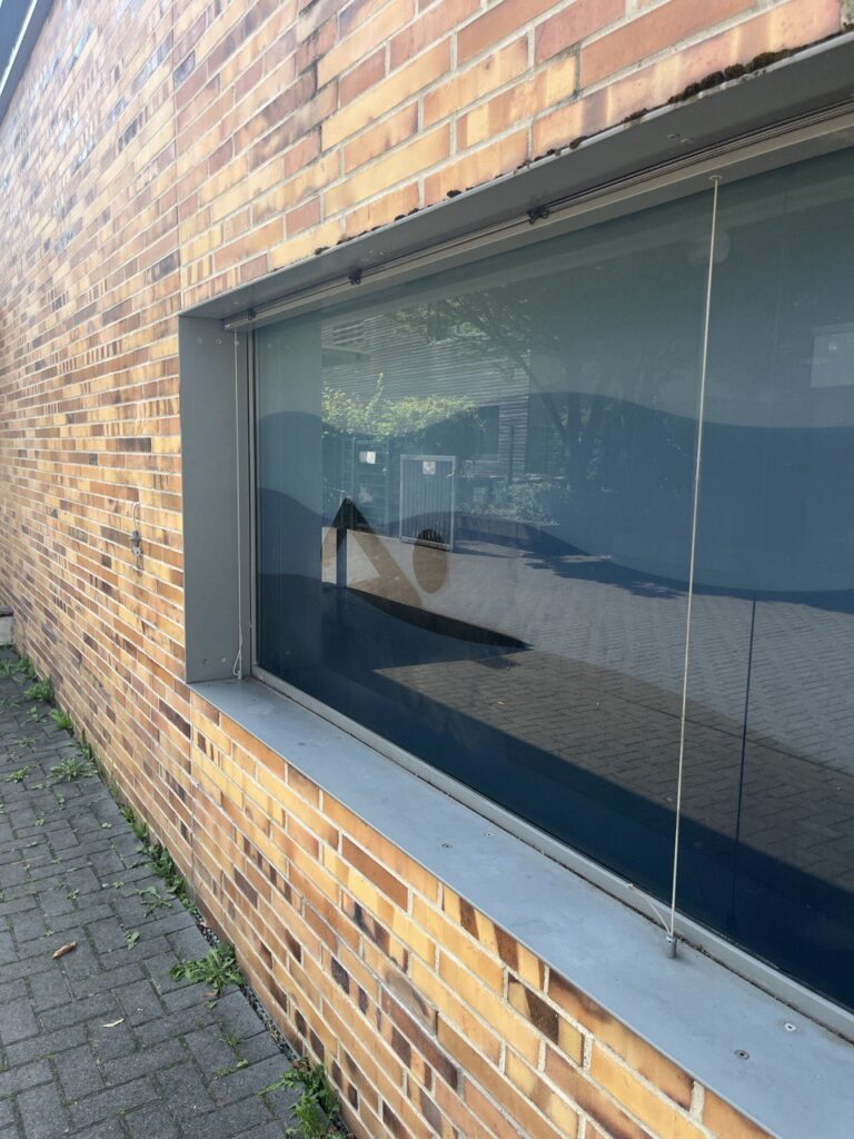 Schaufenster Graffiti entfernt - Nachher | Strahlkraft Langen